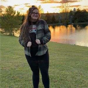 Meet your Posher, Kayla